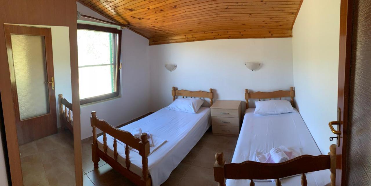 אולסינץ' Holiday Home Bratica מראה חיצוני תמונה