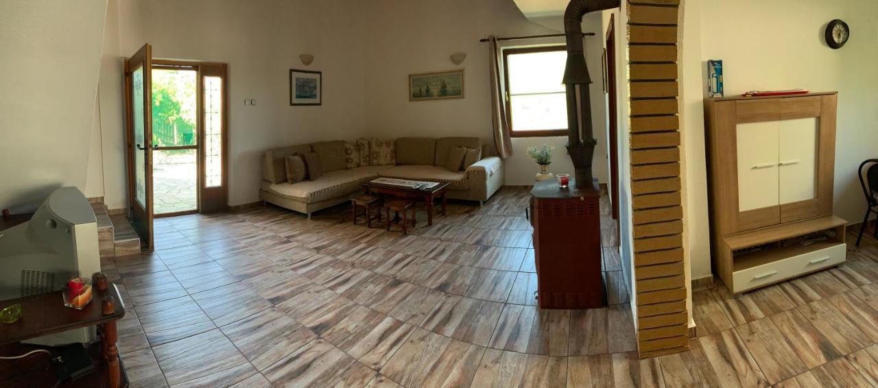 אולסינץ' Holiday Home Bratica מראה חיצוני תמונה